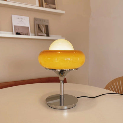 LuxeSphere | Elegant Retro Table Lamp for Stylish Interiors