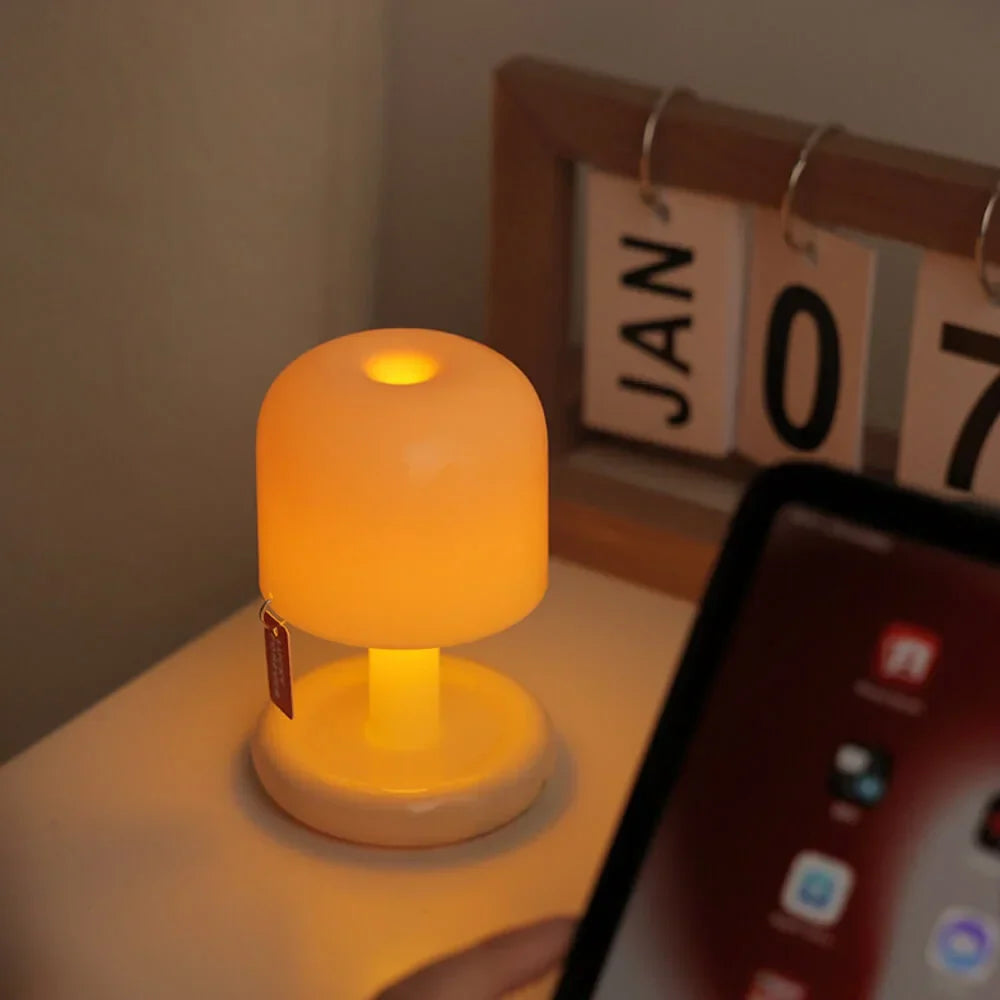 TwilightAura | Portable Sunset Table Lamp for Relaxing Ambiance