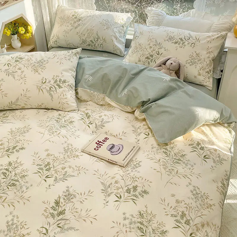 FloralDreamscape | Premium Bedding Set for Cozy Sleep