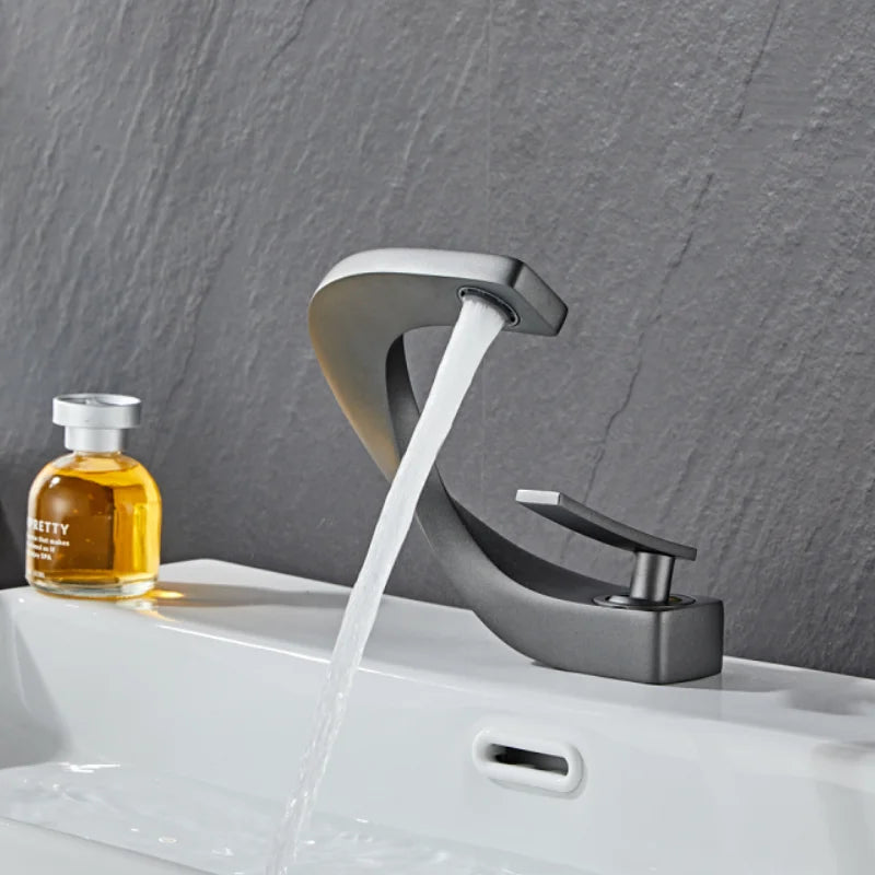 LuxeFlow | Premium Bathroom Faucet for Modern Elegance