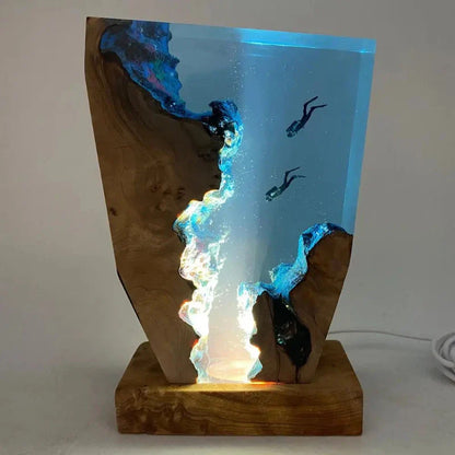 OceanGlow | Elegant Table Lamp with Marine Design