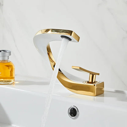 LuxeFlow | Premium Bathroom Faucet for Modern Elegance